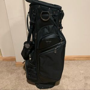Subtle Patriot Golf Covert Bag
